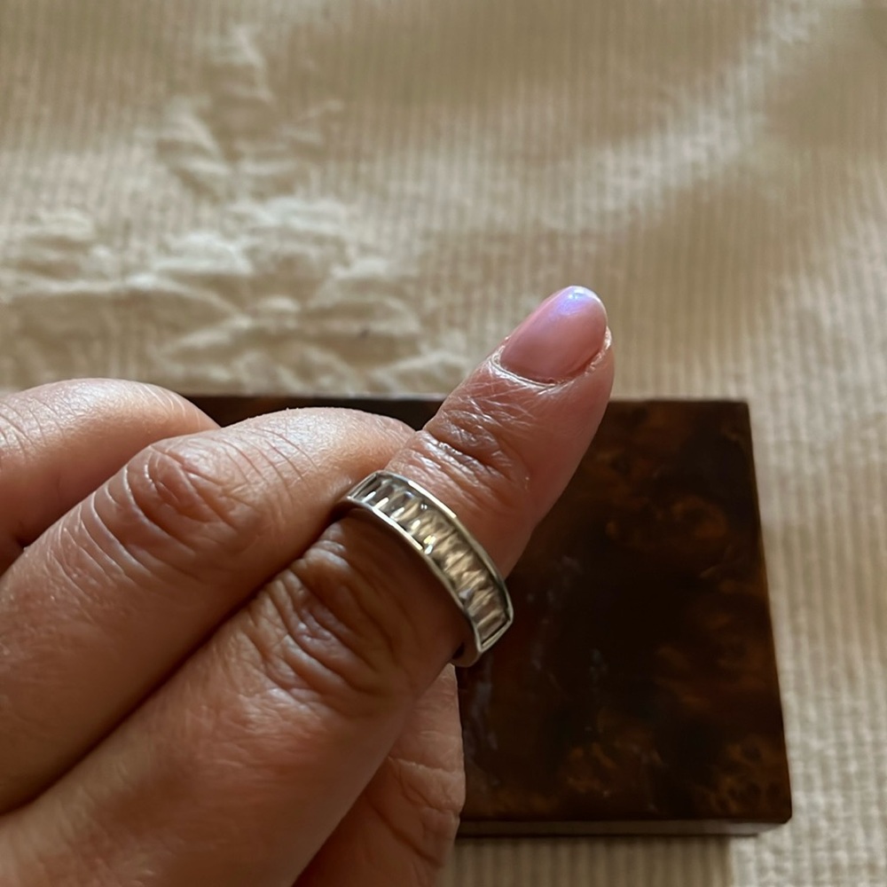 Silver zirconia Size 6